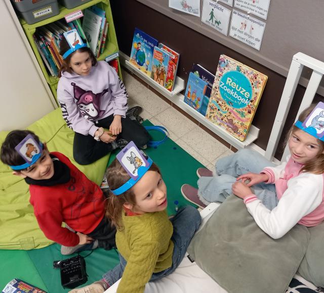 Samen spelen in de lagere school.